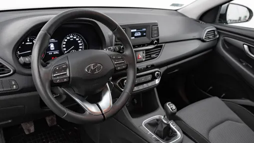 HYUNDAI i30 i30 1.5 DPI Classic +