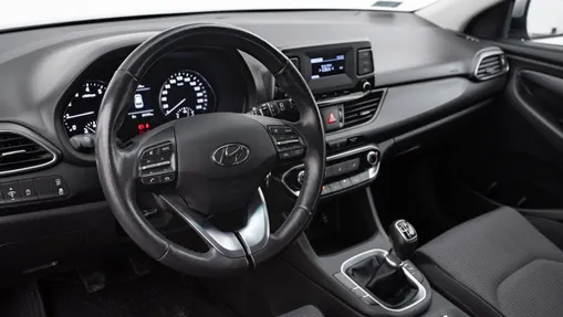 HYUNDAI i30 i30 1.5 DPI Classic +