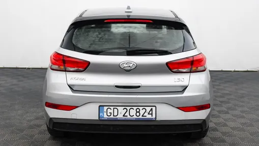 HYUNDAI i30 i30 1.5 DPI Classic +