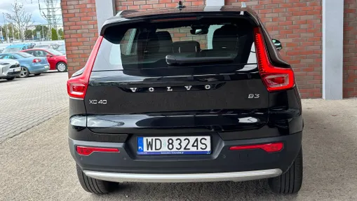 VOLVO XC40 XC40 B3 Plus Bright aut