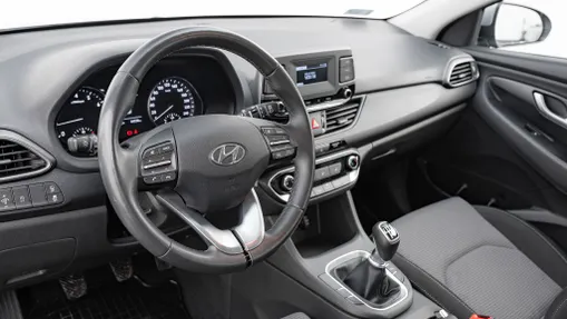HYUNDAI i30 i30 1.5 DPI Classic +