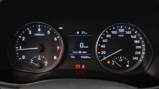 HYUNDAI i30 i30 1.5 DPI Classic +