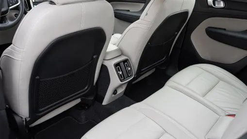 VOLVO XC40 XC40 B3 Plus Bright aut