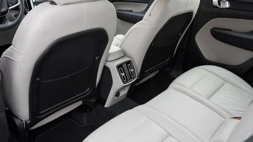 VOLVO XC40 XC40 B3 Plus Bright aut