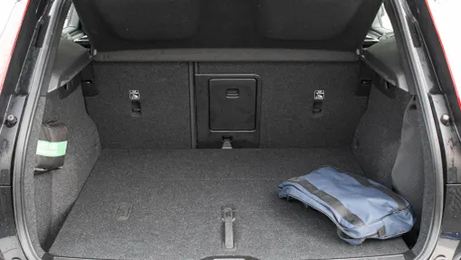 VOLVO XC40 XC40 B3 Plus Bright aut