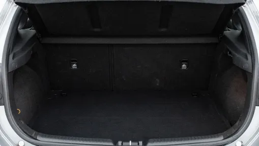 HYUNDAI i30 i30 1.5 DPI Classic +