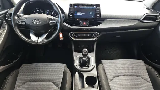 HYUNDAI i30 i30 1.0 T-GDI Modern