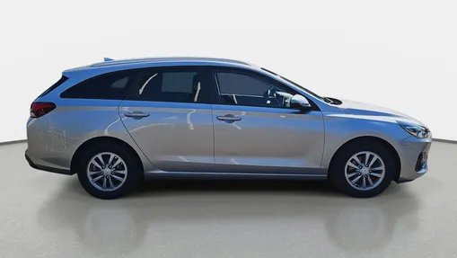 HYUNDAI i30 i30 1.0 T-GDI Modern