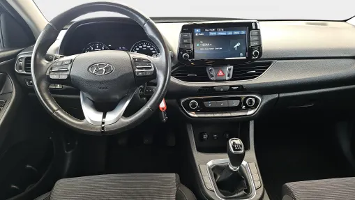HYUNDAI i30 i30 1.0 T-GDI Modern