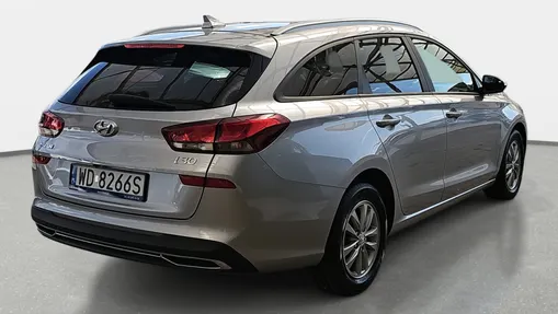 HYUNDAI i30 i30 1.0 T-GDI Modern