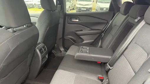 NISSAN Qashqai Qashqai 1.3 DIG-T mHEV N-Connecta Xtronic