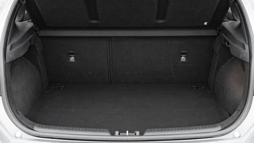HYUNDAI i30 i30 1.5 DPI Classic +