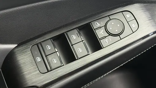 NISSAN Qashqai Qashqai 1.3 DIG-T mHEV N-Connecta Xtronic