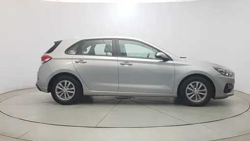 HYUNDAI i30 i30 1.0 T-GDI Modern