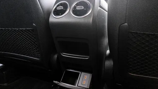 MERCEDES-BENZ GLB GLB 200 Progressive 7G-DCT