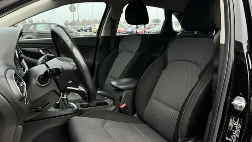 HYUNDAI i30 i30 1.5 DPI Modern