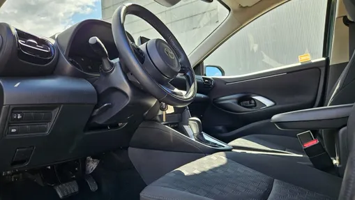 TOYOTA Yaris Yaris Hybrid 1.5 Comfort