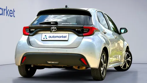 TOYOTA Yaris Yaris Hybrid 1.5 Style