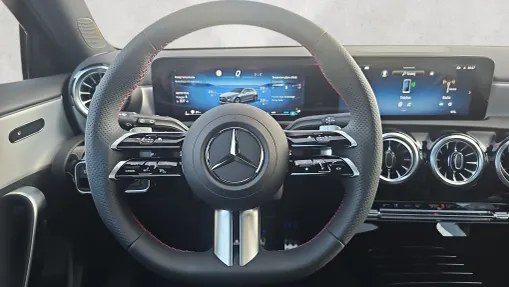 MERCEDES-BENZ A Klasa A 220 4-Matic AMG Line 8G-DCT Nowy