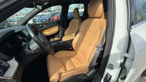 VOLVO XC60 XC60 T8 AWD Plug-In Hybrid Inscription aut