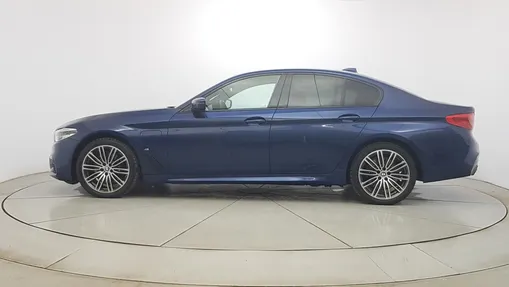BMW Seria 5 530e iPerformance xDrive M Sport sport-aut
