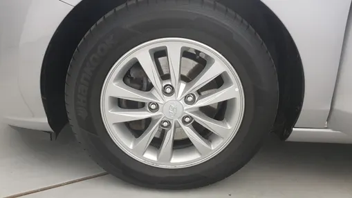 HYUNDAI i30 i30 1.0 T-GDI Modern