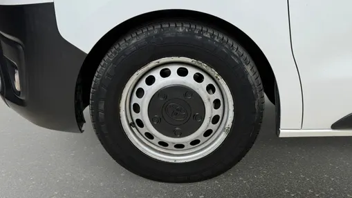 TOYOTA Proace Proace Kombi 2.0 D-4D Long 2,8t