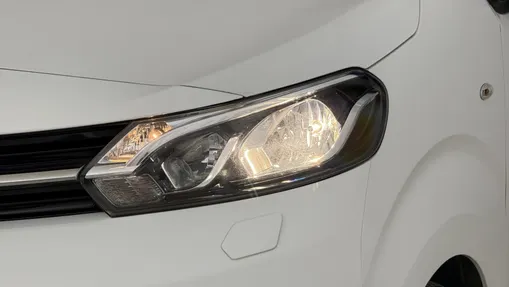 TOYOTA Proace Proace Kombi 2.0 D-4D Long 2,8t