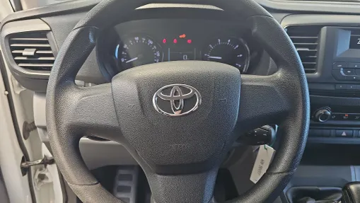 TOYOTA Proace Proace Kombi 2.0 D-4D Long 2,8t