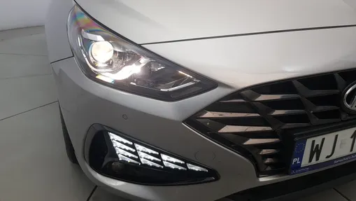 HYUNDAI i30 i30 1.0 T-GDI Modern