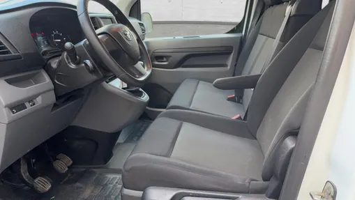 TOYOTA Proace Proace Kombi 2.0 D-4D Long 2,8t