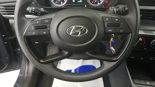 HYUNDAI i20 i20 1.2 Pure