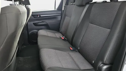 TOYOTA HiLux Hilux 2.4 D-4D Double Cab DLX 4x4