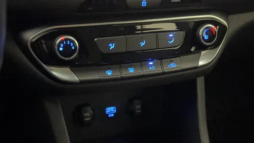 HYUNDAI i30 i30 1.0 T-GDI Modern