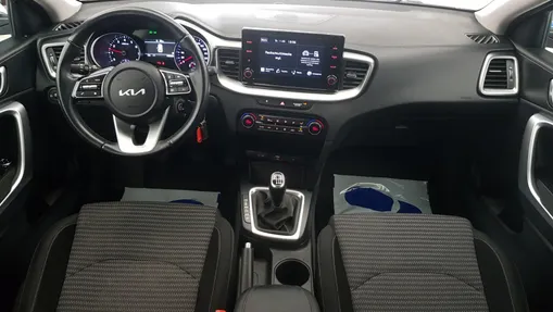 KIA Cee'd Ceed 1.5 T-GDI M