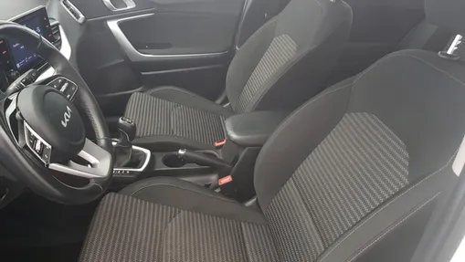 KIA Cee'd Ceed 1.5 T-GDI M