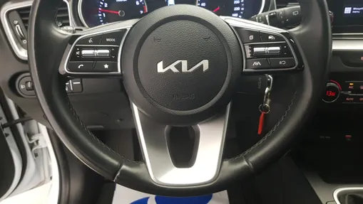 KIA Cee'd Ceed 1.5 T-GDI M