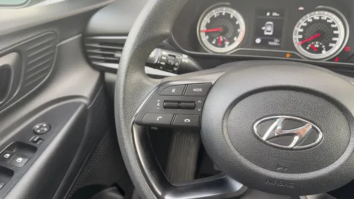 HYUNDAI i20 i20 1.2 Pure