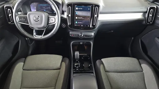 VOLVO XC40 XC40 B3 Plus Bright aut