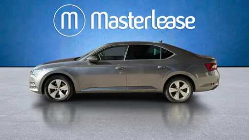 SKODA Superb Superb 2.0 TDI SCR Style DSG