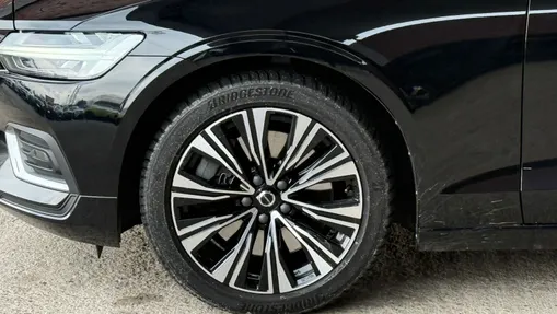 VOLVO V60 V60 B5 B AWD Plus Bright aut