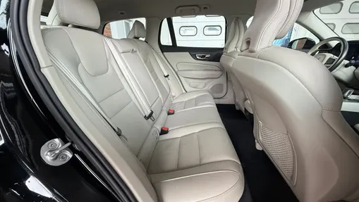 VOLVO V60 V60 B5 B AWD Plus Bright aut