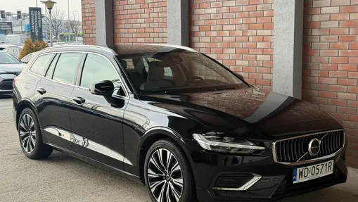 VOLVO V60 V60 B5 B AWD Plus Bright aut