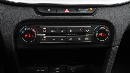 KIA Cee'd Ceed 1.5 T-GDI M