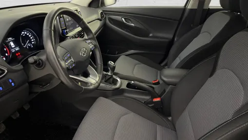 HYUNDAI i30 i30 1.0 T-GDI Modern