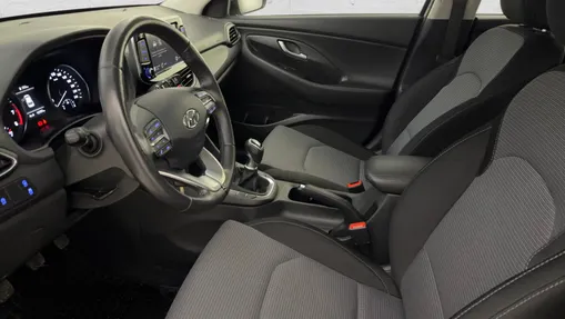 HYUNDAI i30 i30 1.0 T-GDI Modern