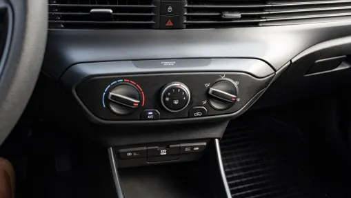 HYUNDAI i20 i20 1.2 Pure