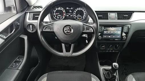 SKODA Rapid Rapid 1.0 TSI Ambition
