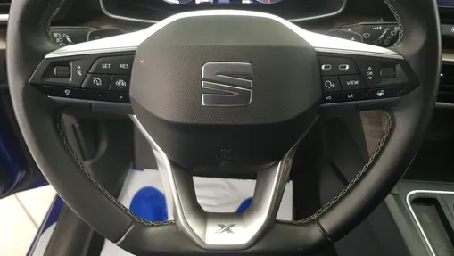 SEAT Leon Leon 1.5 eTSI Xcellence DSG