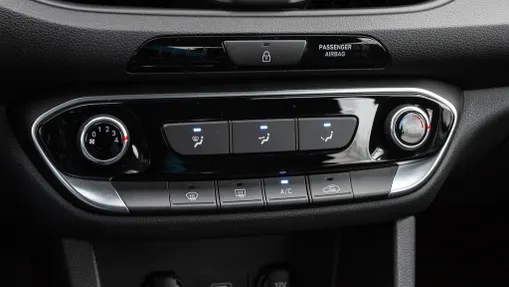 HYUNDAI i30 i30 1.0 T-GDI Modern